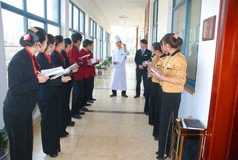 廚師、服務員做不好，是因為老板不會培訓？——從缺陷管理到價值塑造，餐企成敗的關鍵。